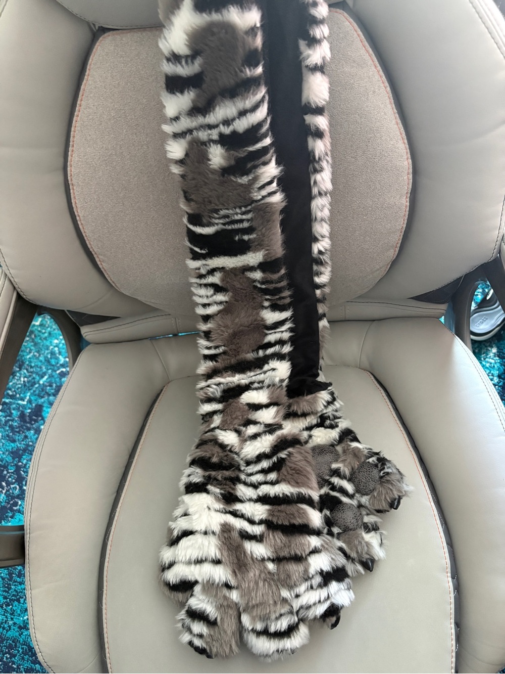 Disney Parks Tiger Paw Scarf